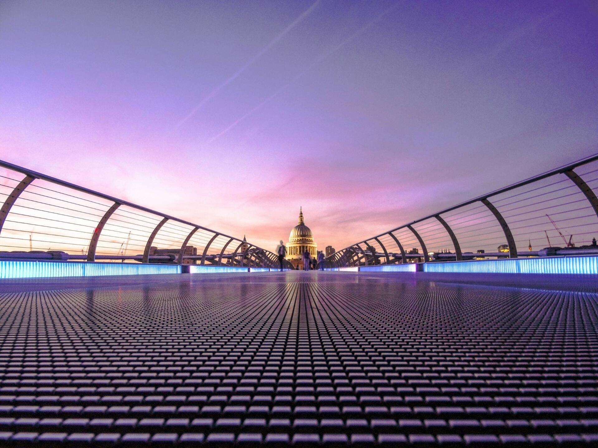 Millennium Bridge and St Paul's Cathedral at sunset — London home of Duan & Duan UK LLP